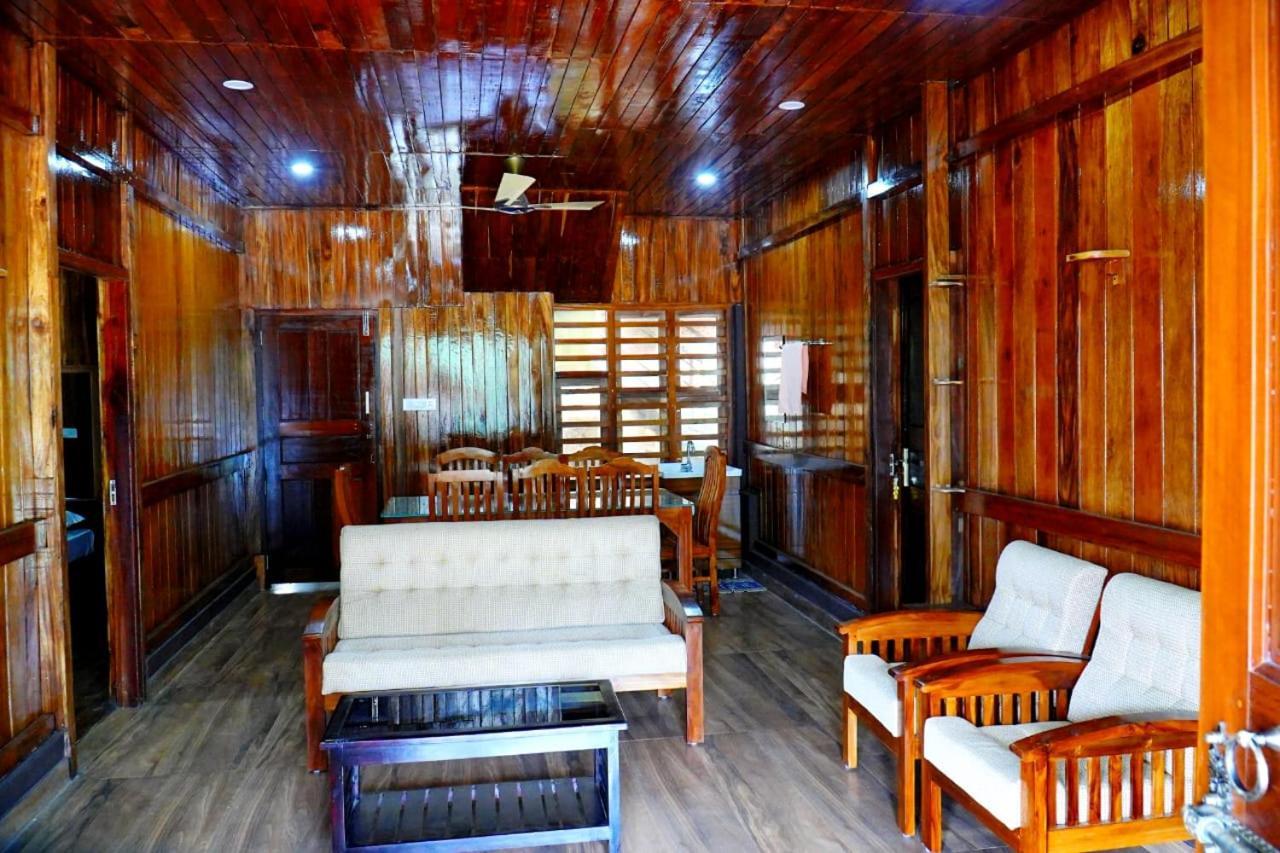 Jackroot Heritage Athirappilly Apartman Kallana Kültér fotó
